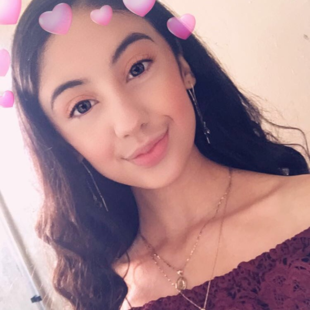 Meet your Posher, Lorena